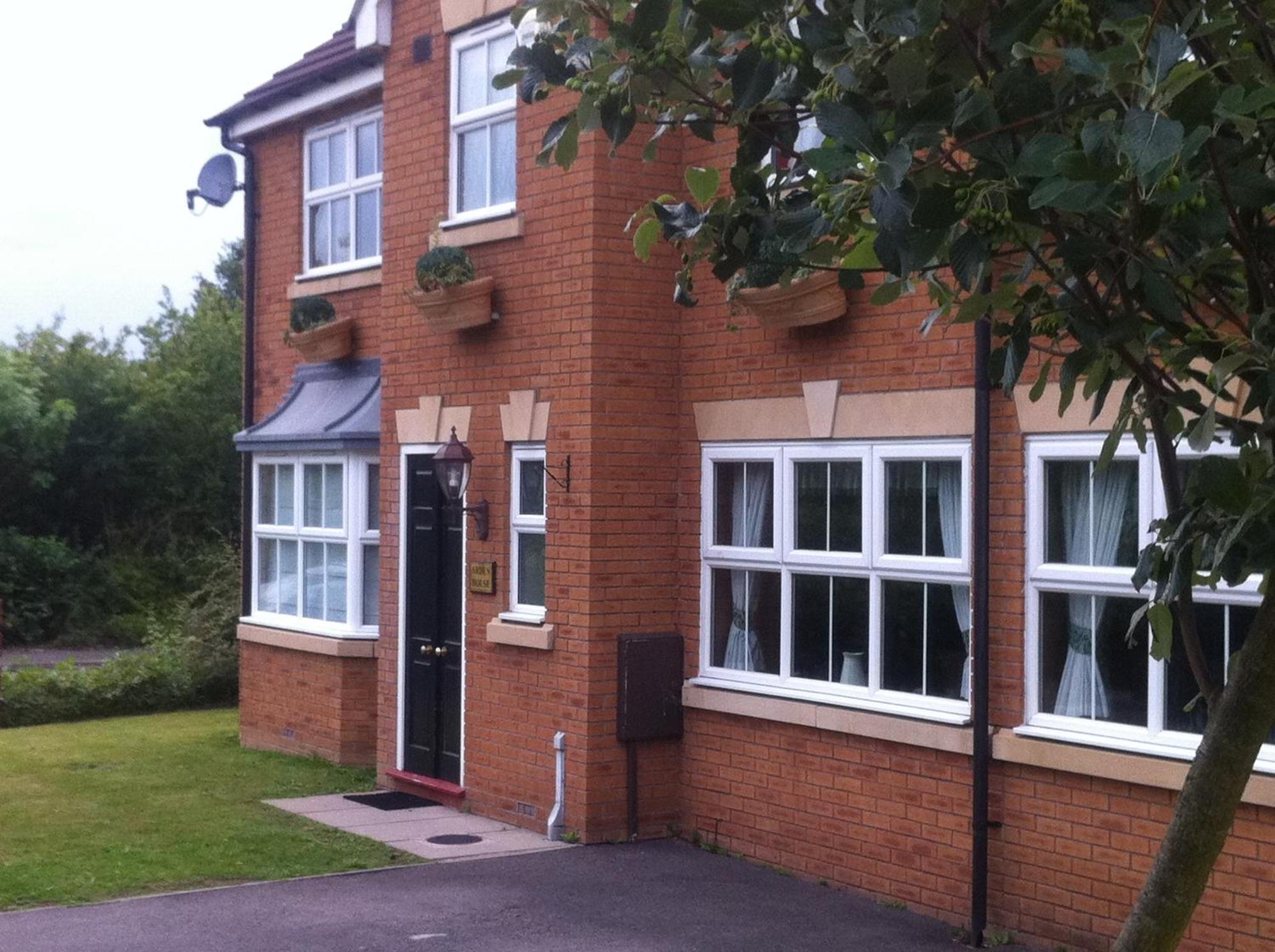 Arden Guest House B&B - Nec Birmingham - Birmingham Airport Bickenhill Eksteriør bilde